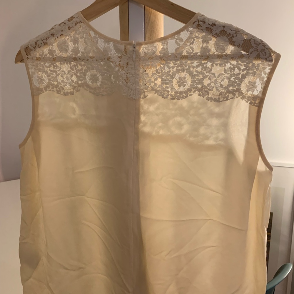 Lace Detail Cream Sleeveless Blouse